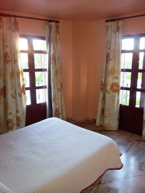 Hostal Rio De Oro Alcala La Real Phòng bức ảnh