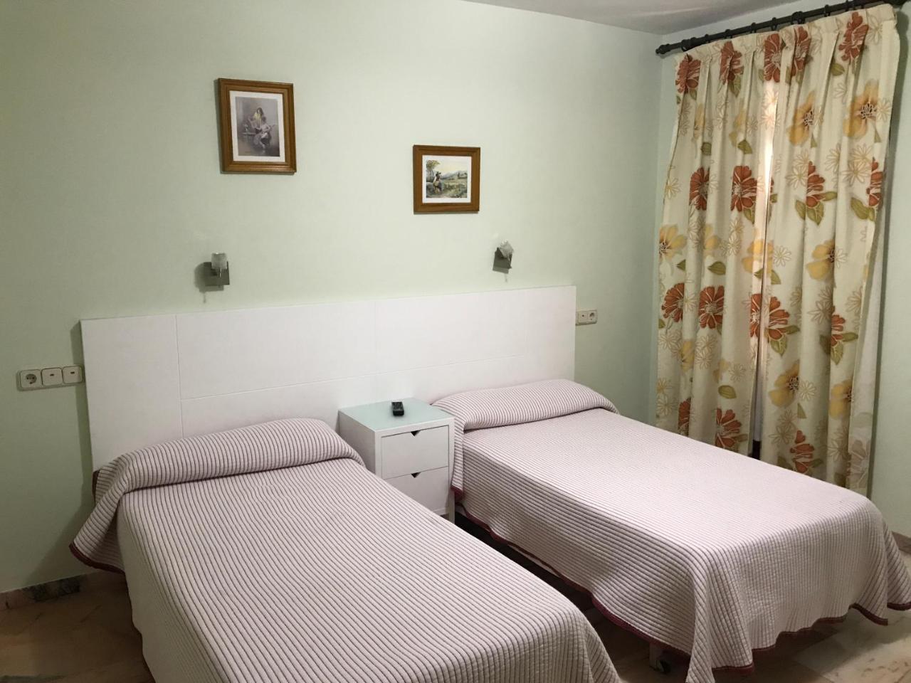 Hostal Rio De Oro Alcala La Real Ngoại thất bức ảnh